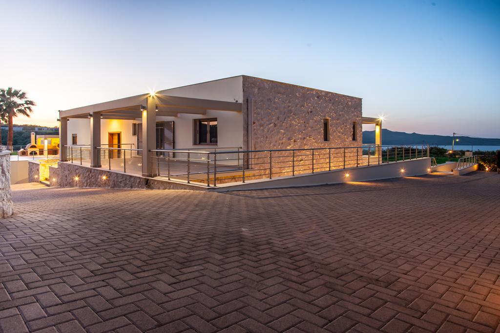 Villa Prigipessa Agia Marina  Luaran gambar