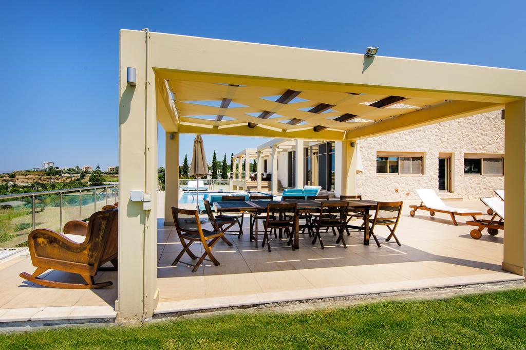 Villa Prigipessa Agia Marina  Luaran gambar